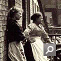 Thumbnail linking to popup window