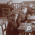 Thumbnail linking to popup window
