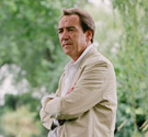 Robert Lindsay