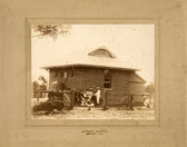 PP 1/641 Children and teachers of the Public School of Brunswick, Western Australia