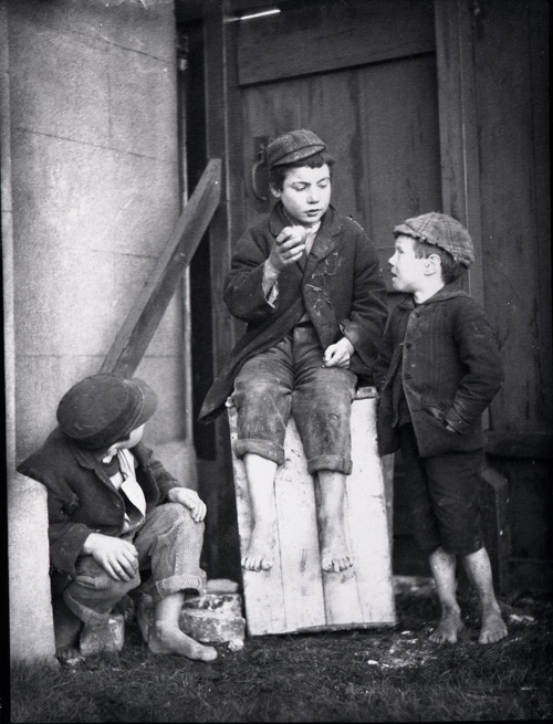 Schoolboys with apple 1898 (COPY 1/436)