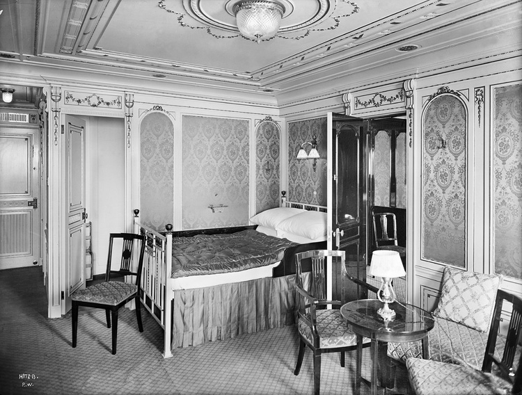 First Class Suite Bedroom 'B58' (Ulster Folk and Transport Museum)
