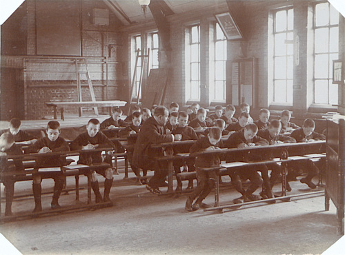 Boys Home Industrial School Classroom 1910 (MH102/2691 f.11)