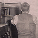 Thumbnail linking to popup window