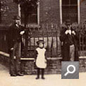 Thumbnail linking to popup window