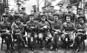 http://www.nationalarchives.gov.uk/images/signpost-images/air1-725-100-2-army-officers-1914-22.jpg