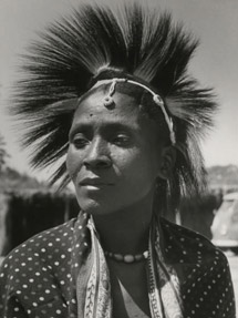 Image from a collection of loose prints produced by the Tanganyika Public Relations Department (late 1950s) - Catalogue reference: CO 1069/157