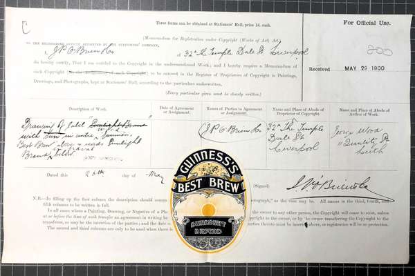 Paper with handwritten text and a illustration