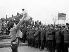 Miners strike picket