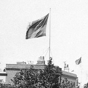 COPY1-454 close-up of flags