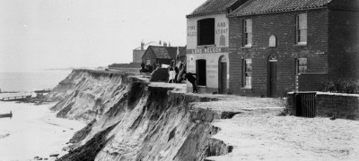 Image of Cliff collapse