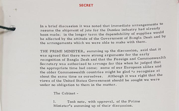 A printed card labelled 'SECRET' describing a discussion stating that the shipment of jute from Bangladesh to the UK has been resumed, and that there 'were strong arguments for the early recognition of Bangla Desh'.